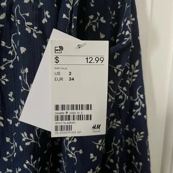 H&M flowered cami - Picture 3 of 3